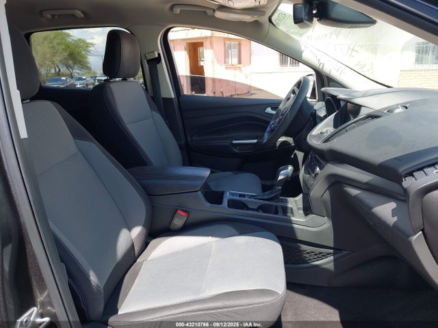 1FMCU0GD3KUA42275 Ford ESCAPE SE