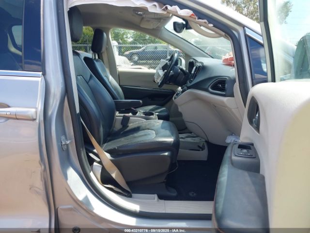 2019 CHRYSLER PACIFICA HYBRID 2C4RC1L78KR508979 Photo 4