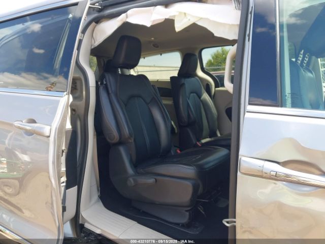 2019 CHRYSLER PACIFICA HYBRID 2C4RC1L78KR508979 Photo 7