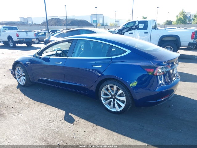 5YJ3E1EA1JF053010 Tesla MODEL 3