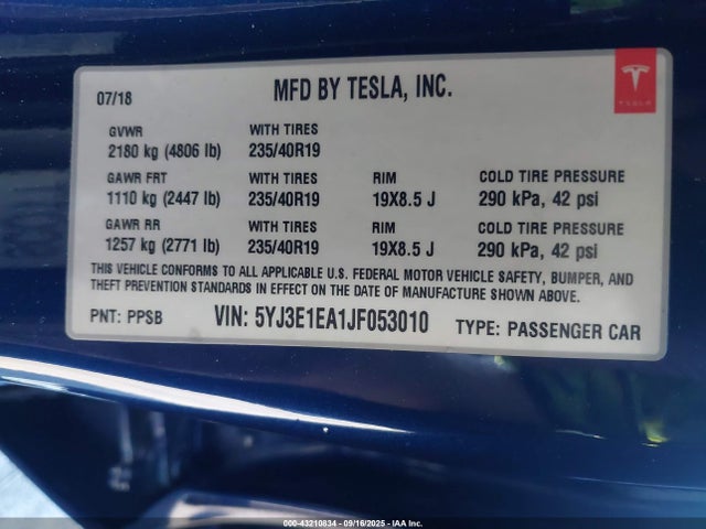 2018 TESLA MODEL 3 5YJ3E1EA1JF053010 Photo 8