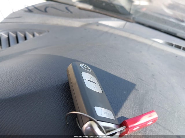 JM3KE2CY3G0880667 Mazda py