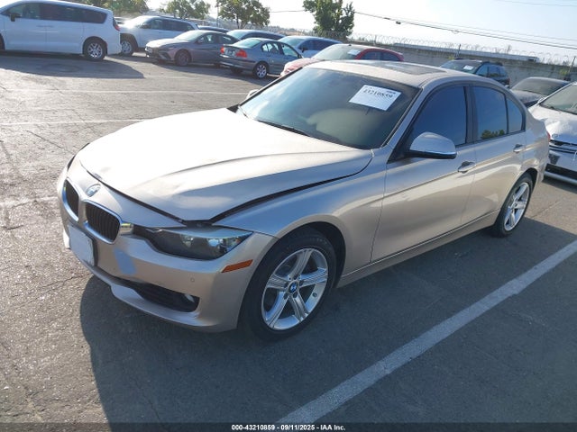 BMW 2015 2015 WBA3C1C59FK122402 Image 2