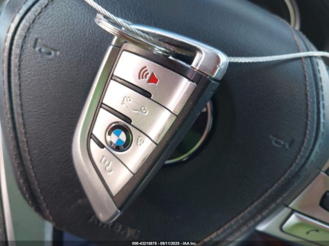 2017 BMW 740I WBA7E2C54HG739374 Photo 10