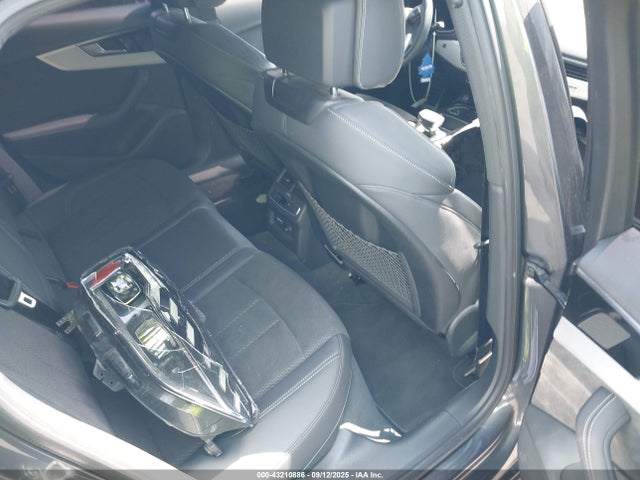 WAUEAAF45MA074577 Audi 45 tfsi (2.0t)