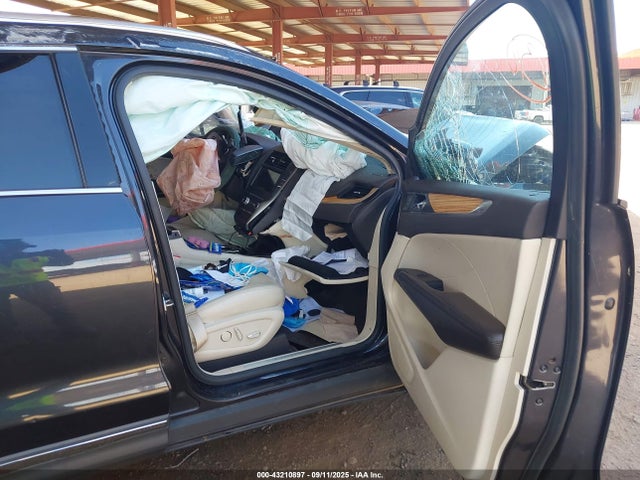 Lincoln MKC 2015 5LMCJ1A91FUJ11020 Image 5