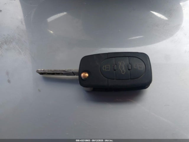 2001 AUDI TT TRUSX28N111011641 Photo 10