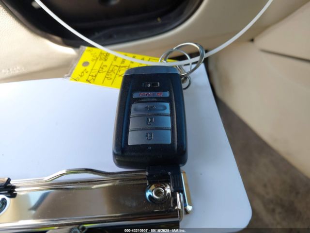 2014 ACURA RLX JH4KC1F54EC001178 Photo 10