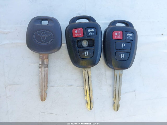 4T1BF1FK6HU363599 Toyota 2ar-fe