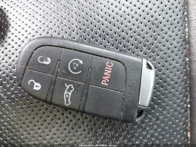 2018 CHRYSLER 300 2C3CCAGGXJH268875 Photo 10