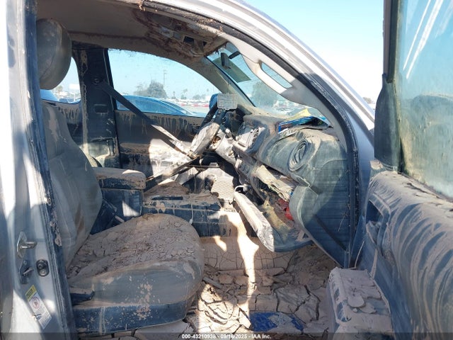 5TFRX5GN2GX066861 Toyota Tacoma Sr