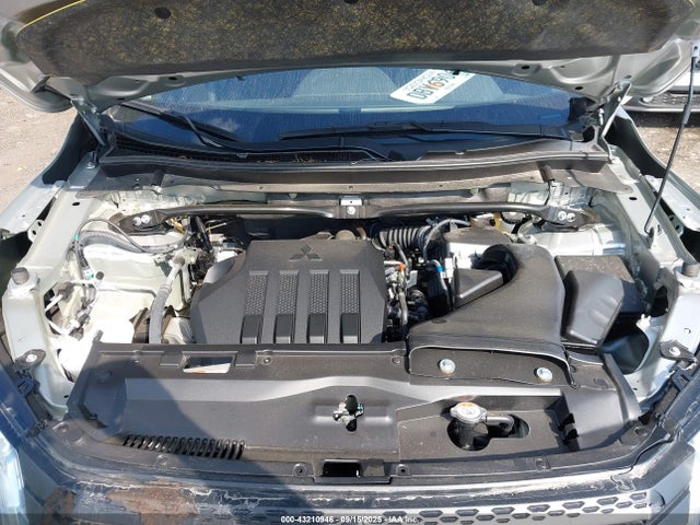 2024 MITSUBISHI ECLIPSE CROSS JA4ATUAA0RZ071910 Photo 9