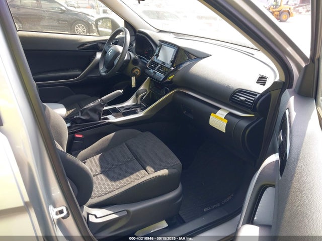 2024 MITSUBISHI ECLIPSE CROSS JA4ATUAA0RZ071910 Photo 4