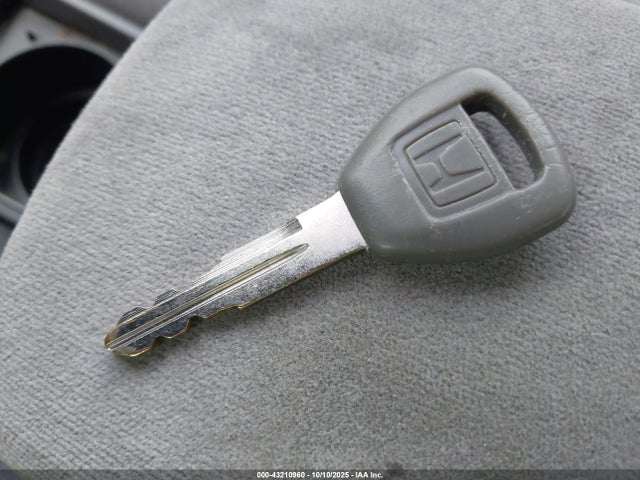 43210960 :رقم المزاد ، 1HGCG5645WA167880 vin ، 1998 Honda Accord Lx مزاد بيع
