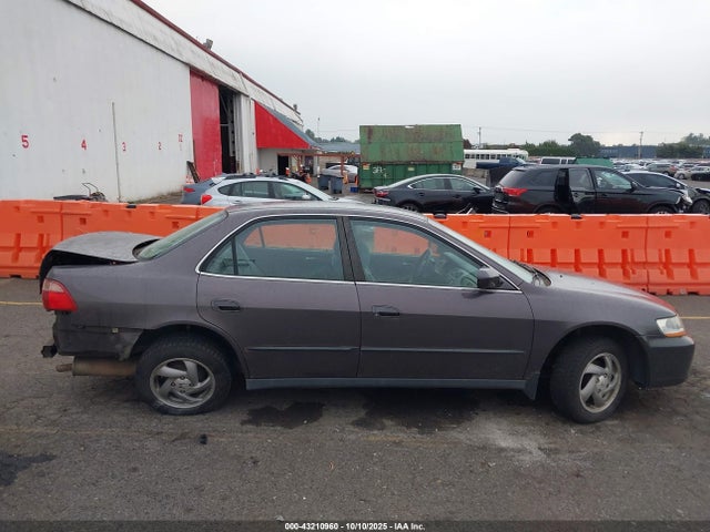 43210960 :رقم المزاد ، 1HGCG5645WA167880 vin ، 1998 Honda Accord Lx مزاد بيع