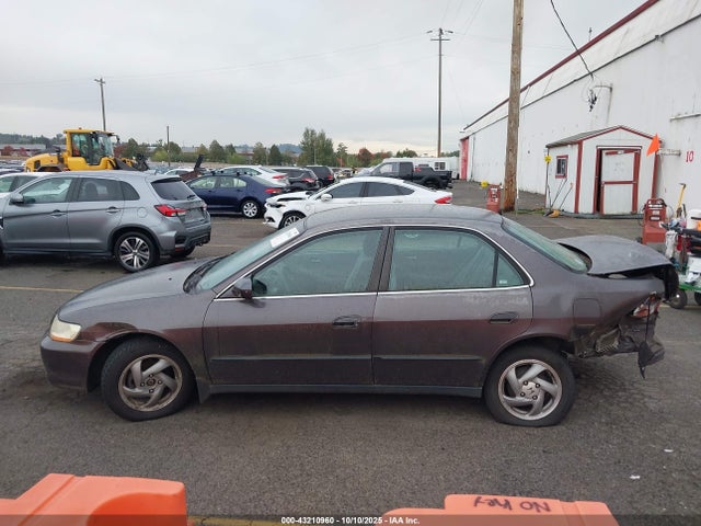 43210960 :رقم المزاد ، 1HGCG5645WA167880 vin ، 1998 Honda Accord Lx مزاد بيع