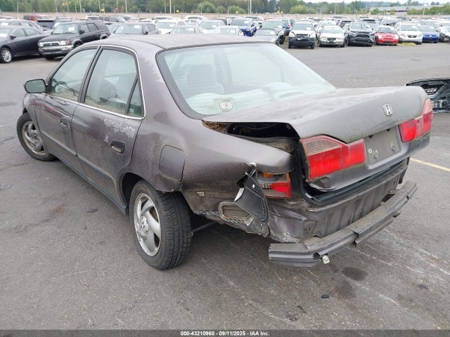 43210960 :رقم المزاد ، 1HGCG5645WA167880 vin ، 1998 Honda Accord Lx مزاد بيع