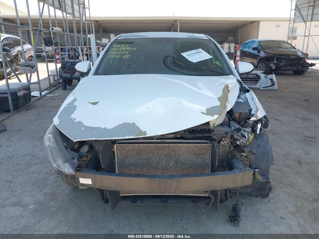 5NPD84LF0JH300269 Hyundai Elantra Value Edition