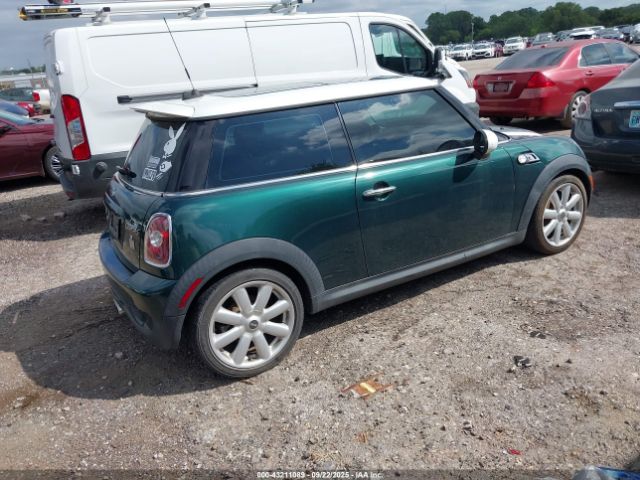 2010 MINI COOPER S WMWMF7C5XATX42841 Photo 3