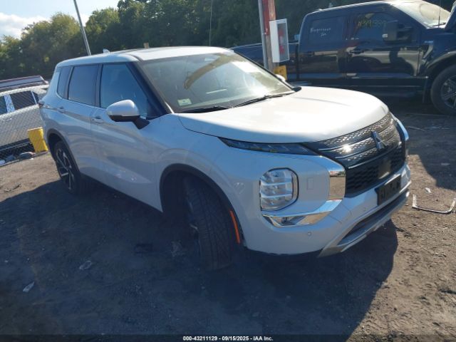 2022 MITSUBISHI OUTLANDER JA4J4UA8XNZ015512 Photo 0