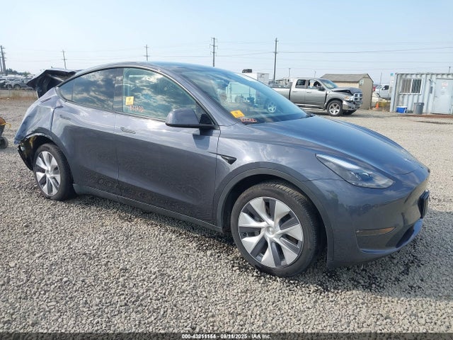 2023 TESLA MODEL Y 7SAYGDEE5PA208753 Photo 0