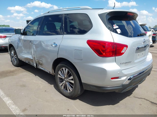 5N1DR2MMXJC611696 Nissan Pathfinder