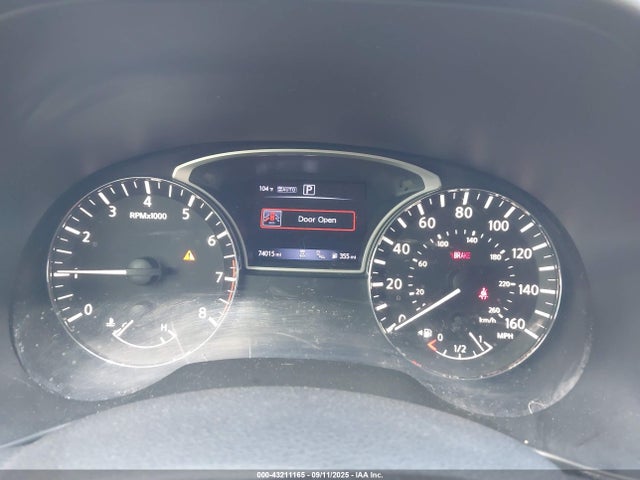 5N1DR2MMXJC611696 Nissan Pathfinder