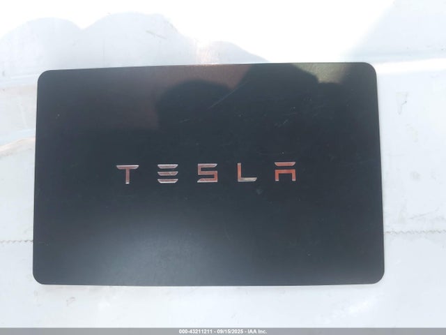 7SAYGDEE6PF606184 Tesla Model Y
