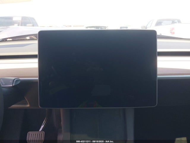 7SAYGDEE6PF606184 Tesla Model Y