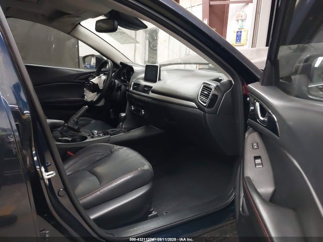JM1BM1W31F1227804 Mazda py