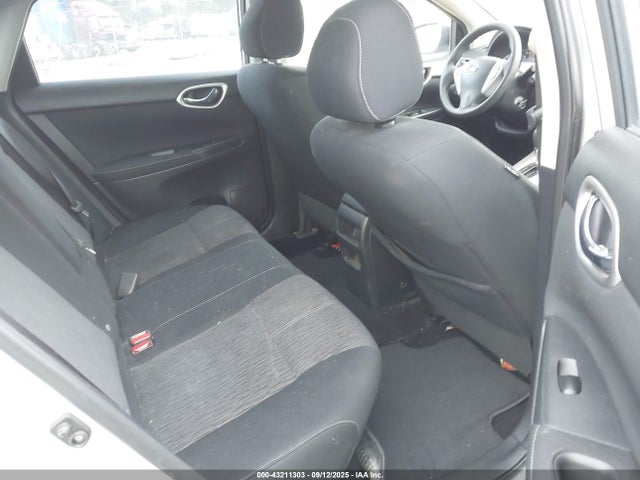 3N1AB7AP5EY219877 Nissan 2014