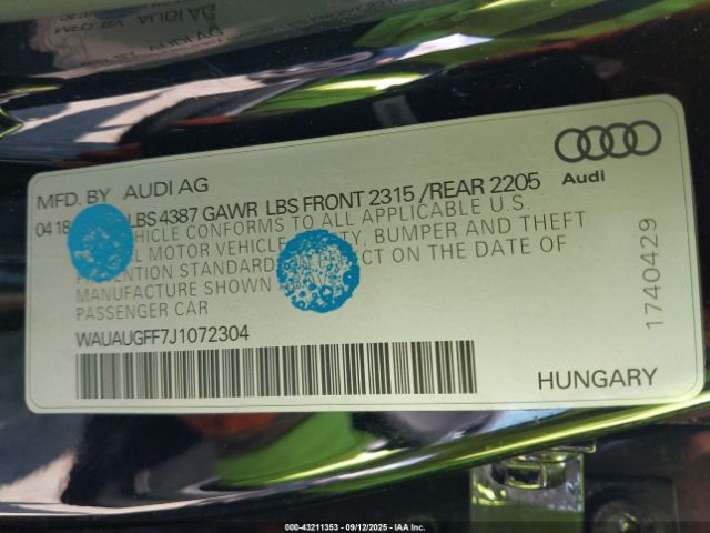 2018 AUDI A3 WAUAUGFF7J1072304 Photo 8