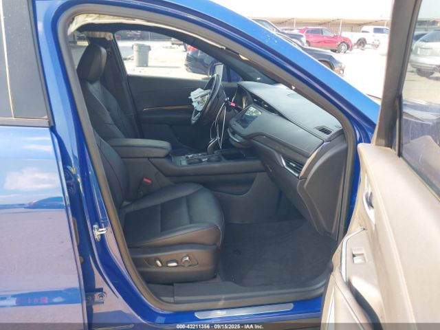 2023 CADILLAC XT4 1GYFZER40PF104167 Photo 4