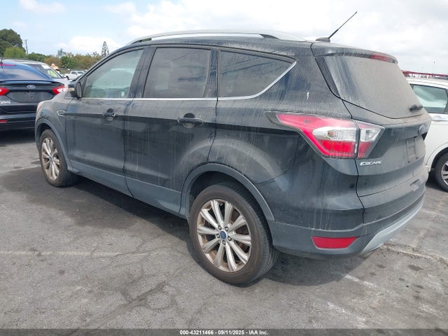 1FMCU0J97HUB04015 Ford 2017