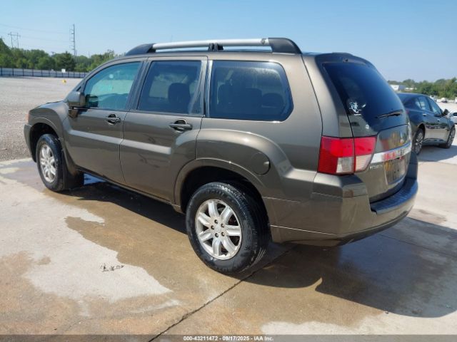 2011 MITSUBISHI ENDEAVOR 4A4JN2AS5BE031955 Photo 2