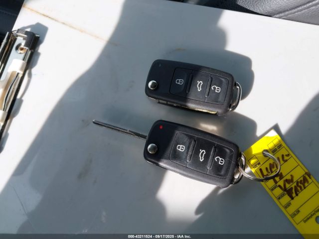 2018 VOLKSWAGEN PASSAT 1VWBA7A33JC015287 Photo 10