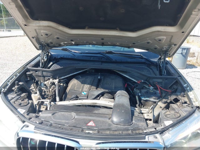 BMW X5 2014 5UXKR0C53E0K52031 Image 10