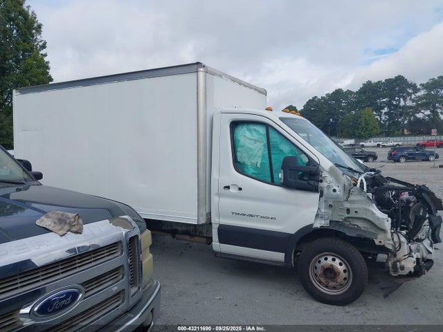 2020 Ford Transit-350 Cab მანქანა იყიდება აუქციონზე, vin: 1FDBF6Z86LKA32233, აუქციონის ნომერი: 43211690