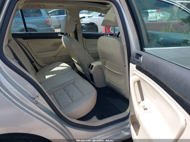Aukcja sprzedaży 2011 Volkswagen Jetta Sportwagen 2.0l Tdi, vin: 3VWPL8AJ3BM604912, numer aukcji: 43211702