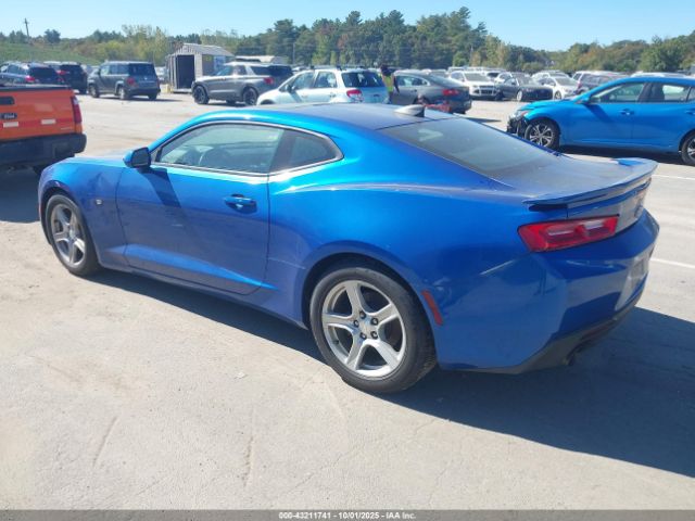 2017 CHEVROLET CAMARO 1G1FB1RX3H0129834 Photo 2
