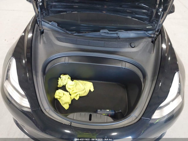 Tesla 2019 2019 5YJ3E1EB3KF210496 Image 10