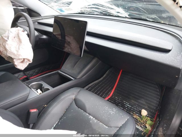 2024 TESLA MODEL 3 5YJ3E1EA3RF746589 Photo 4