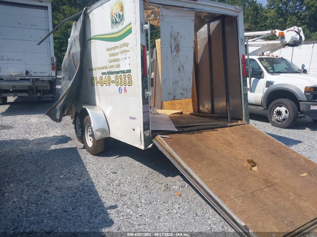 43211882 :رقم المزاد ، 5WKBE1626N1075631 vin ، 2022 Utility Trailer مزاد بيع