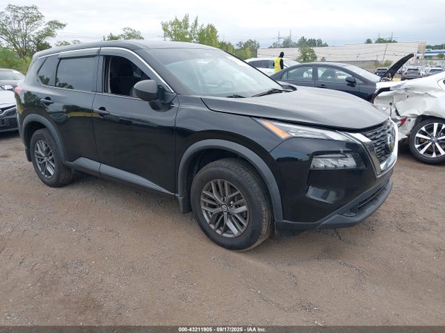 43211905 :رقم المزاد ، 5N1AT3AB8MC831775 vin ، 2021 Nissan Rogue S Intelligent Awd مزاد بيع