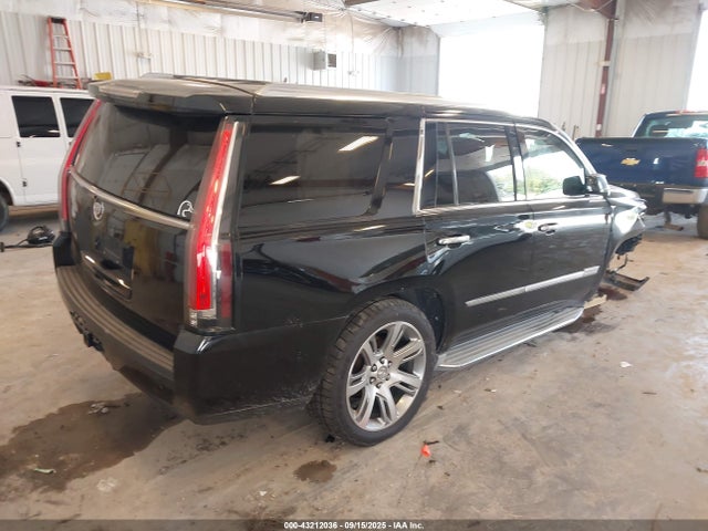 2015 CADILLAC ESCALADE 1GYS4BKJXFR170797 Photo 3