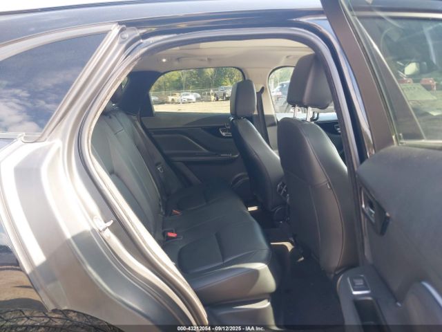2017 JAGUAR F-PACE SADCJ2BV4HA884775 Photo 7