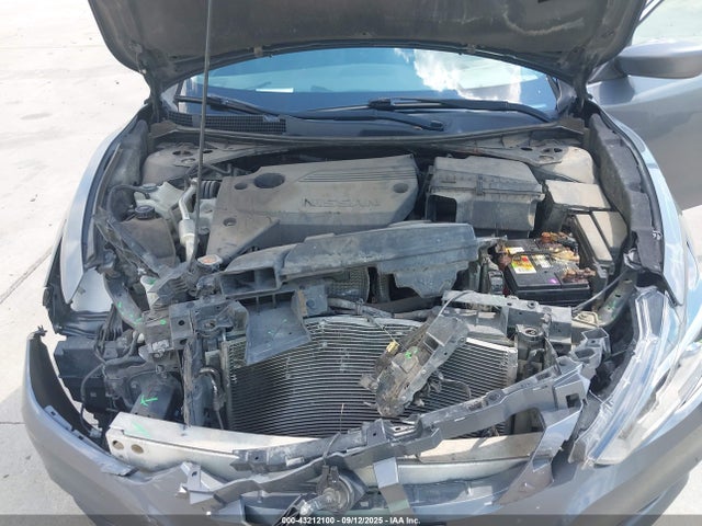 1N4AL3AP8GN380894 Nissan 2016