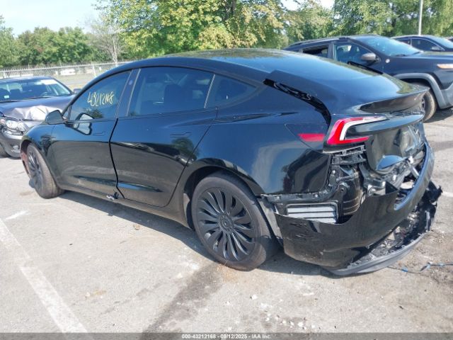 2025 TESLA MODEL 3 5YJ3E1EB5SF926431 Photo 2