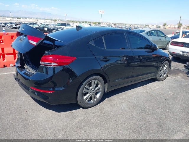 5NPD84LF2JH266237 Hyundai mpi nu