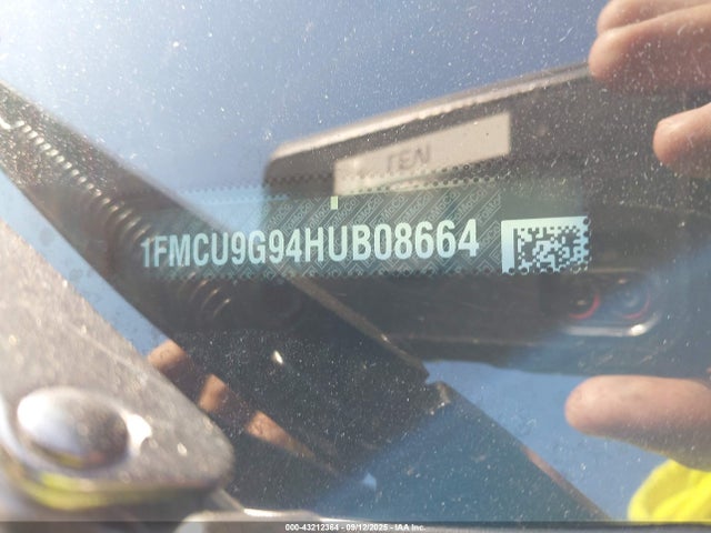 1FMCU9G94HUB08664 Ford 2017